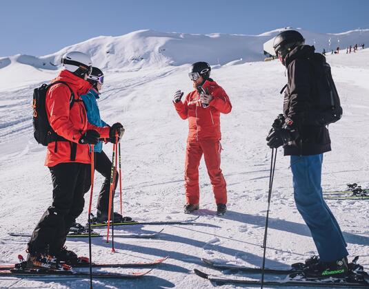 SnowTime Ski- & Snowboard-Test