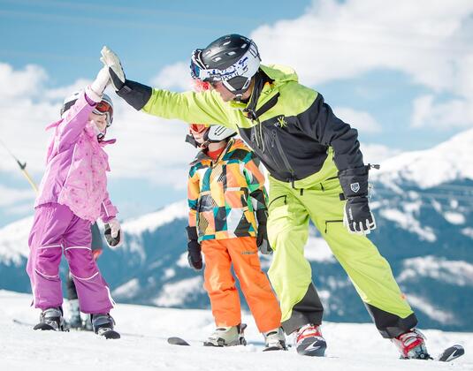 Bewegt Ski & Snowboardschule