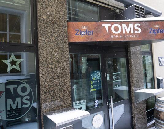 Toms Bar & Lounge